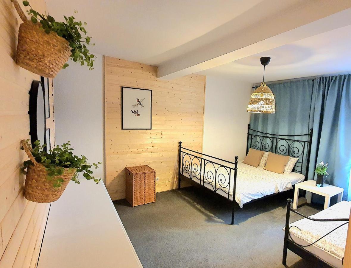 Babie Lato B&B Uniejow Szoba fotó