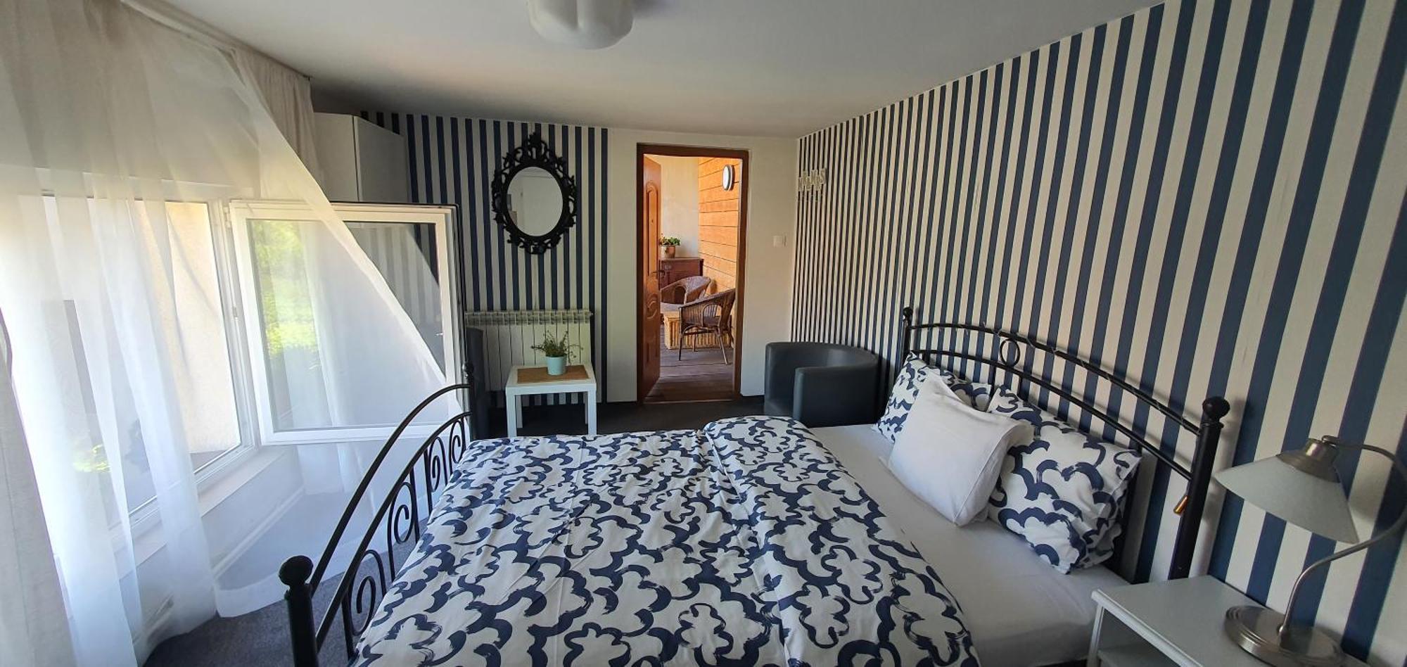 Babie Lato B&B Uniejow Szoba fotó