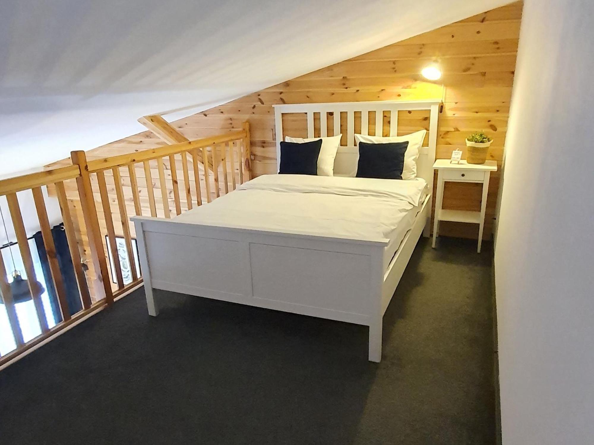Babie Lato B&B Uniejow Kültér fotó